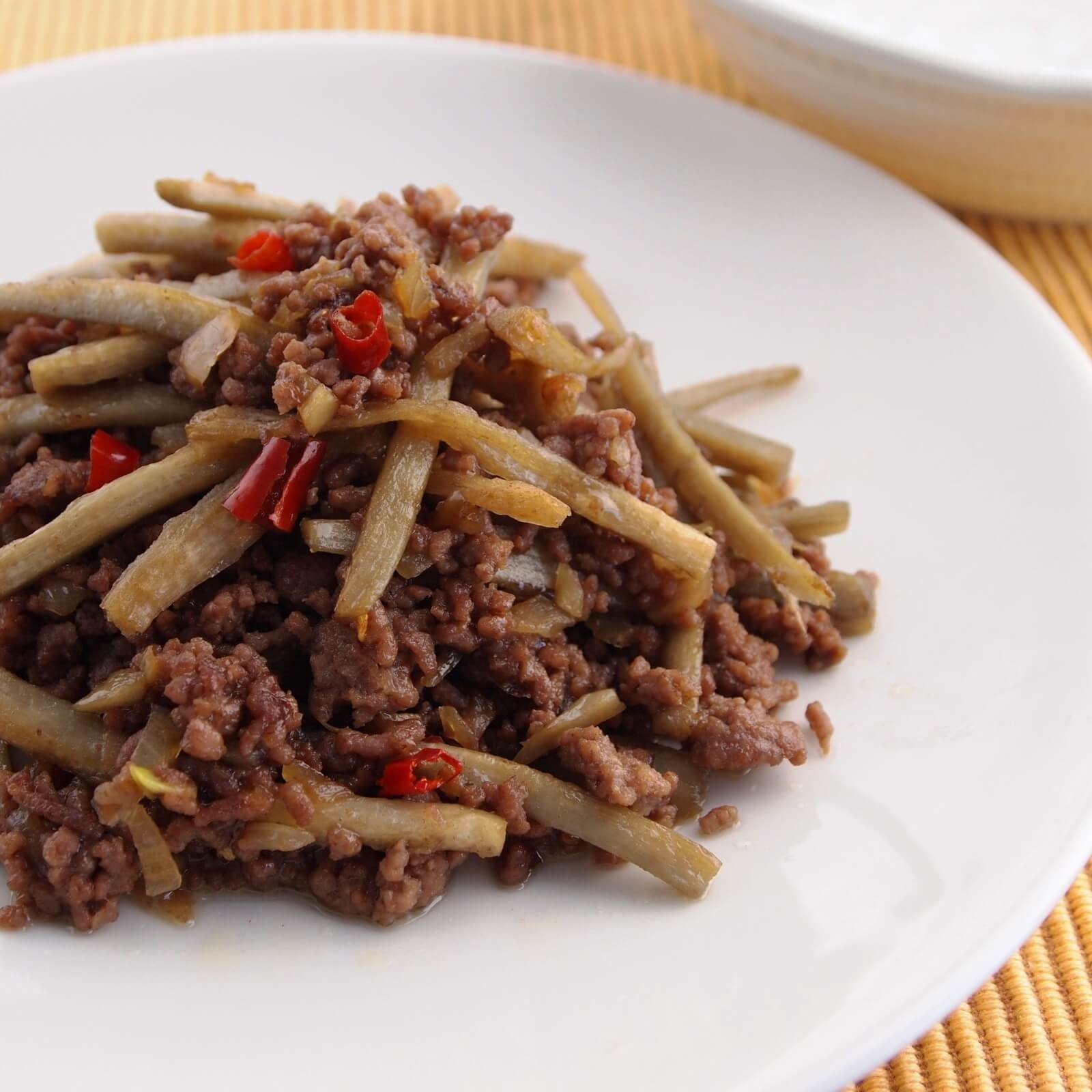 ごぼうとひき肉の甘辛炒め ごぼうとひき肉の甘辛炒め