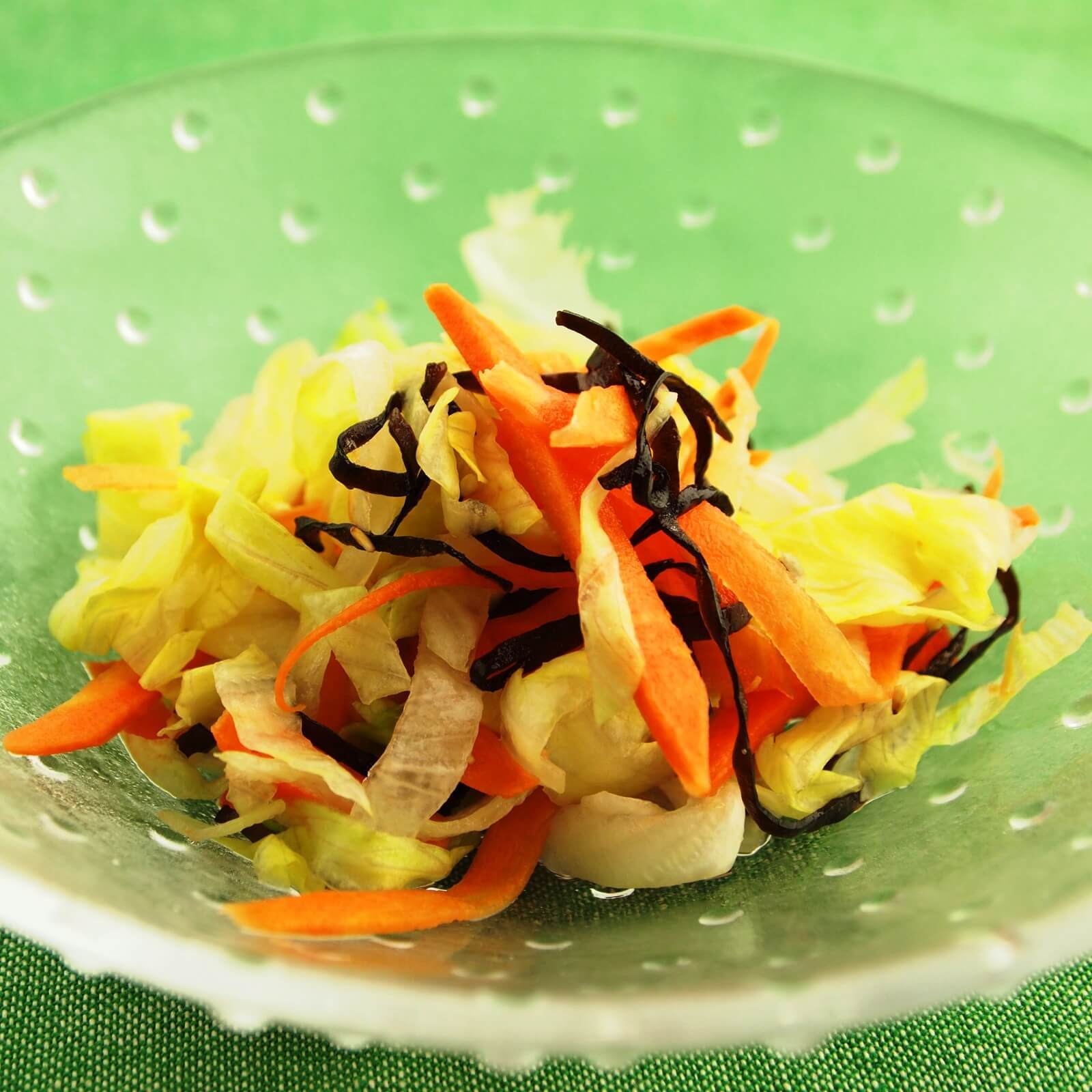 レタスと人参の塩こんぶ和え レタスと人参の塩こんぶ和え