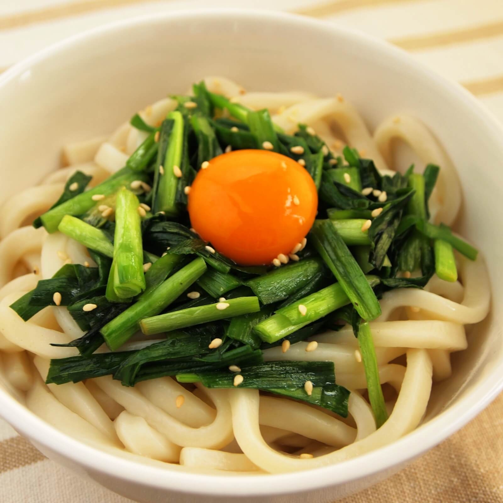ぶっかけにら玉うどん ぶっかけにら玉うどん