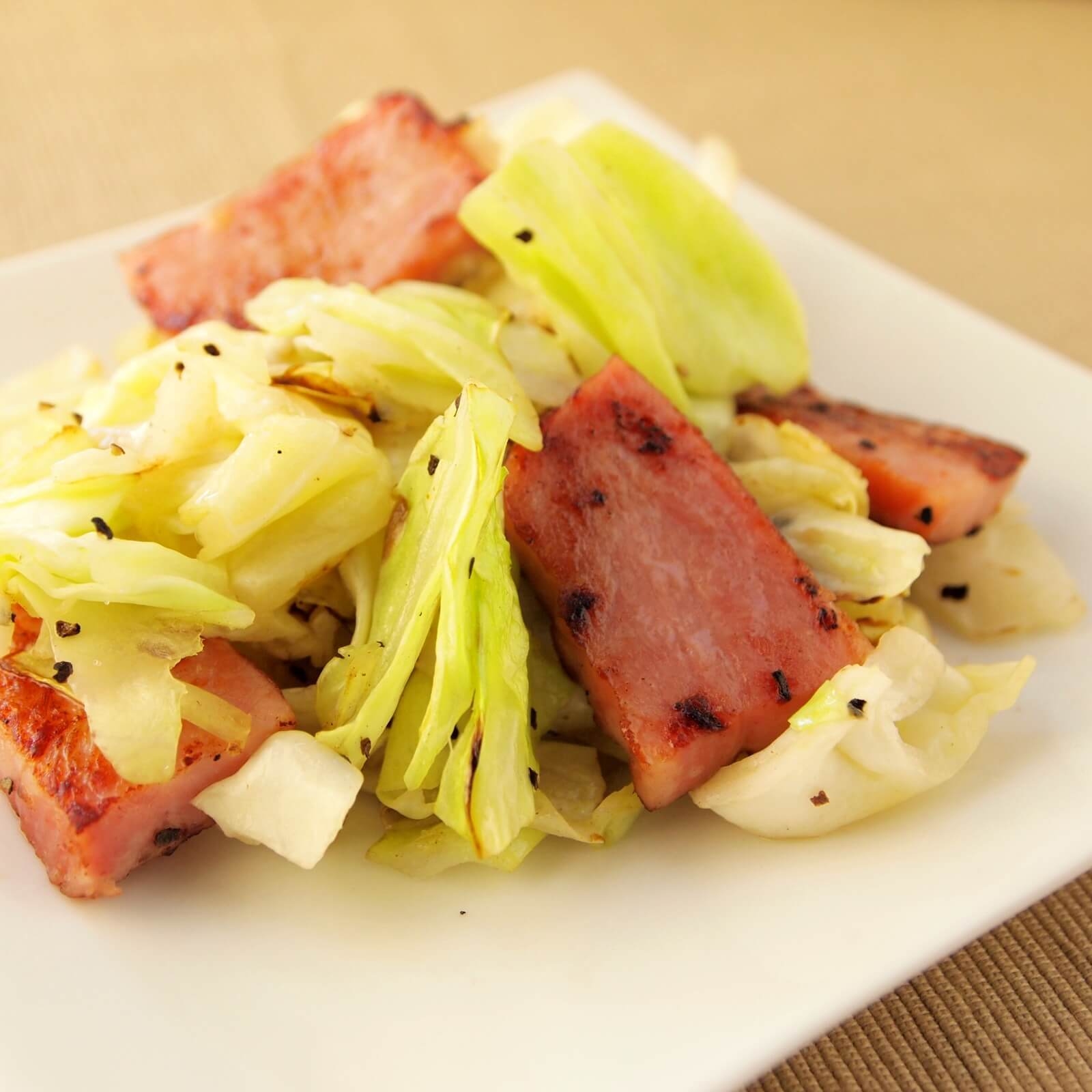 キャベツと厚切りベーコンの塩炒め キャベツと厚切りベーコンの塩炒め