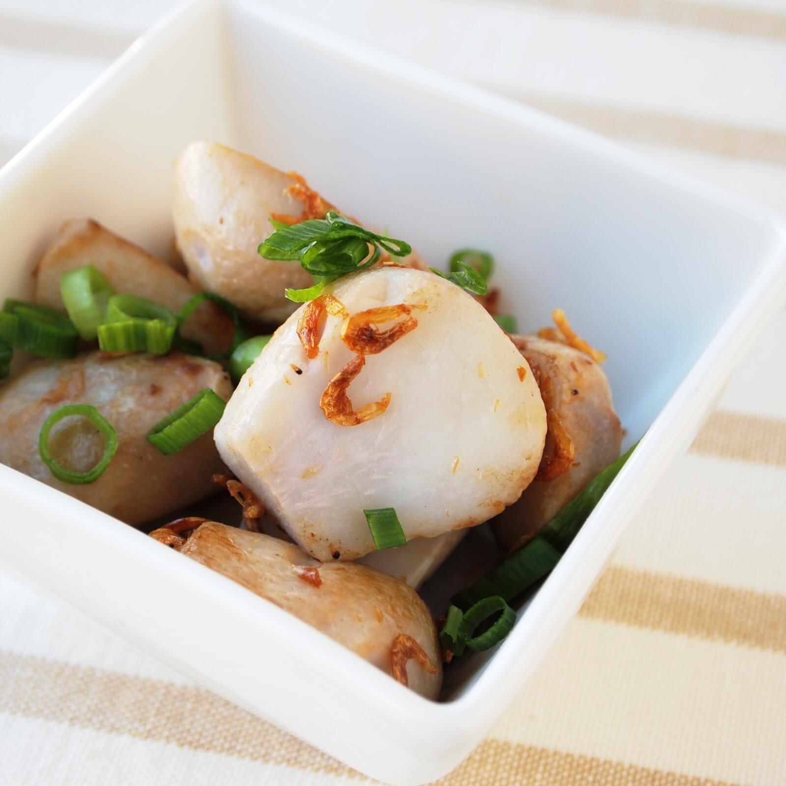 さといもとほしえびのバターしょうゆ炒め さといもとほしえびのバターしょうゆ炒め